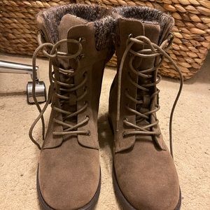 Torrid womens combat boots